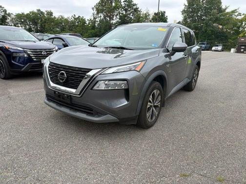Gun Metallic 2021 Nissan Rogue SV