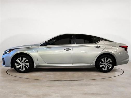 2024 Nissan Altima S FWD