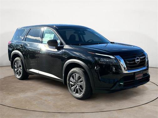 2025 Nissan Pathfinder S FWD