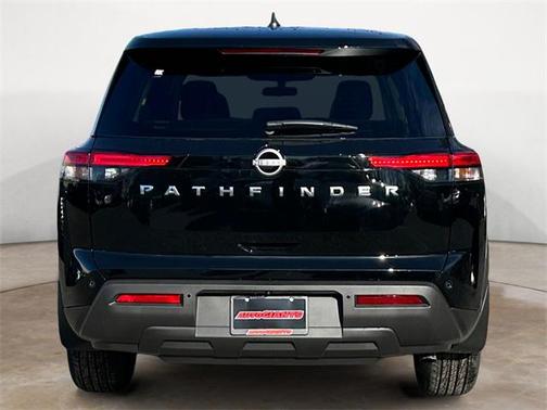 2025 Nissan Pathfinder S FWD