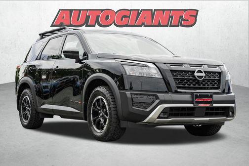 2025 Nissan Pathfinder Rock Creek 4WD