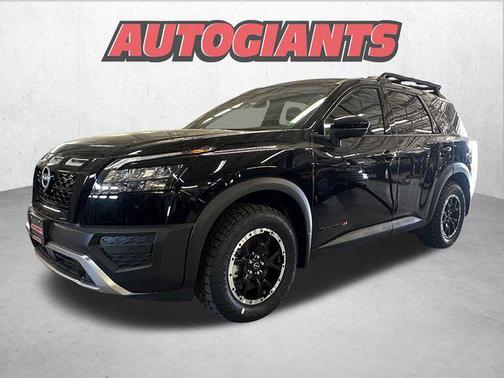 2025 Nissan Pathfinder Rock Creek 4WD