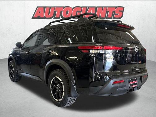 2025 Nissan Pathfinder Rock Creek 4WD
