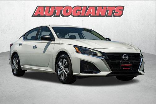 2025 Nissan Altima S FWD