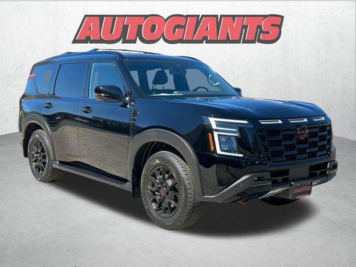 2025 Nissan Armada PRO-4X 4WD