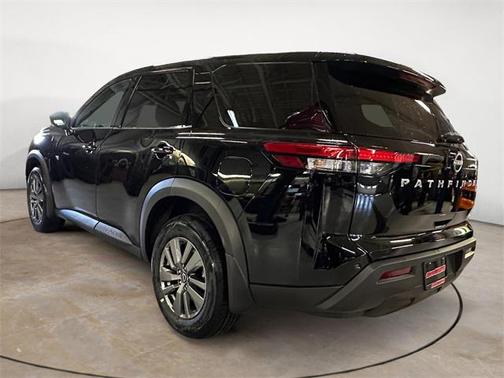 2025 Nissan Pathfinder S 4WD