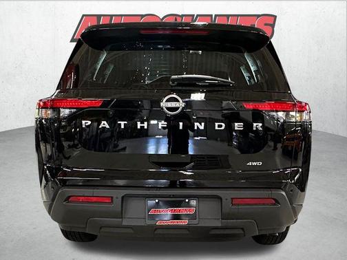 2025 Nissan Pathfinder S 4WD