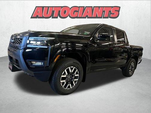2025 Nissan Frontier SL