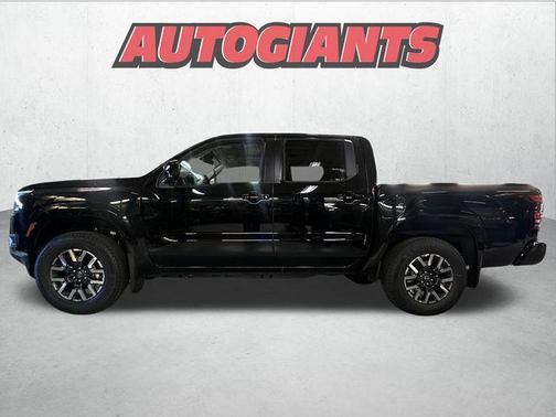 2025 Nissan Frontier SL