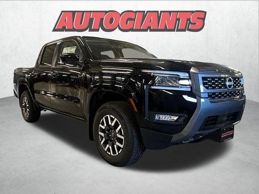 2025 Nissan Frontier SL