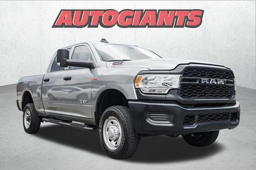 2020 RAM 2500 Tradesman Crew Cab 4X4 6'4' Box