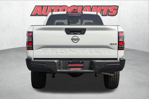 2025 Nissan Frontier S