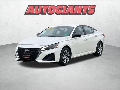 2025 Nissan Altima S FWD