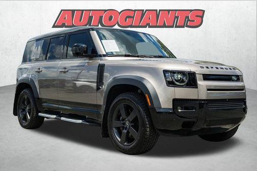 2023 Land Rover Defender 110 V8