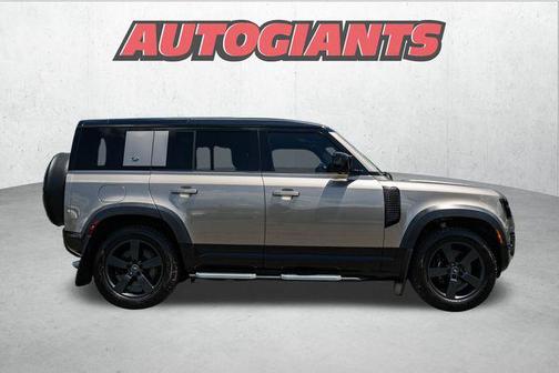 2023 Land Rover Defender 110 V8