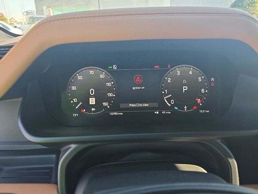 2023 Land Rover Defender 110 V8