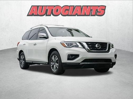 2018 Nissan Pathfinder SL