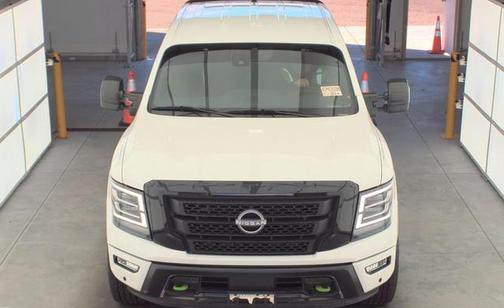 2023 Nissan Titan SV