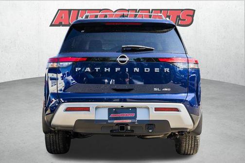 2025 Nissan Pathfinder SL 4WD