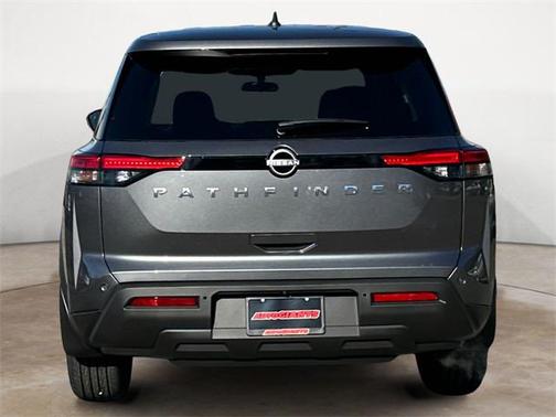 2025 Nissan Pathfinder S FWD