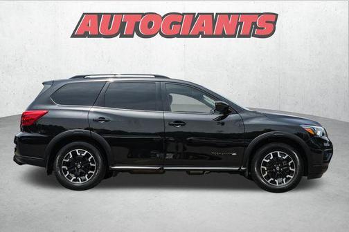 2020 Nissan Pathfinder SL 4WD