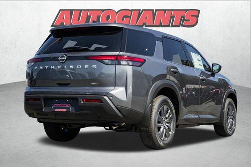 2025 Nissan Pathfinder S 4WD