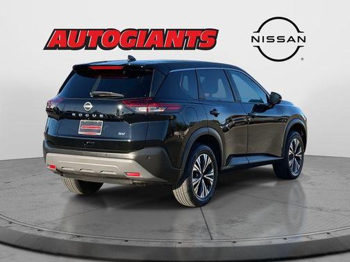 2022 Nissan Rogue SV