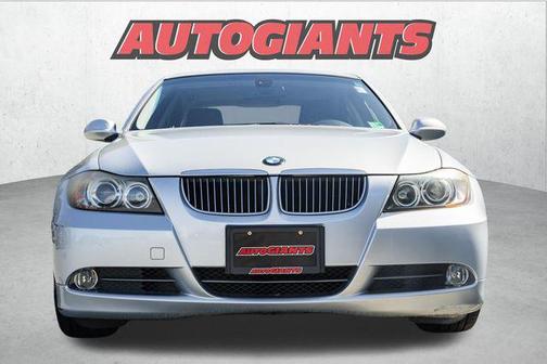 2006 BMW 330 330i