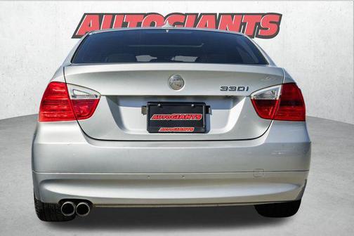 2006 BMW 330 330i