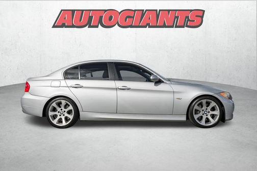 2006 BMW 330 330i