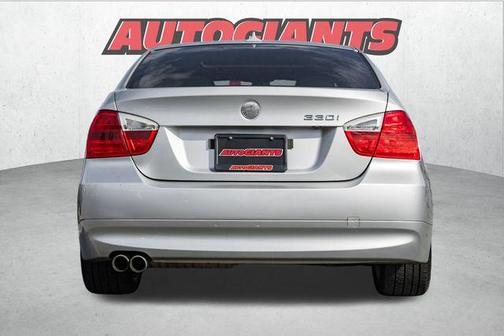 2006 BMW 330 330i