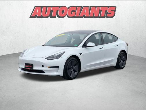 2021 Tesla Model 3 Standard Range Plus