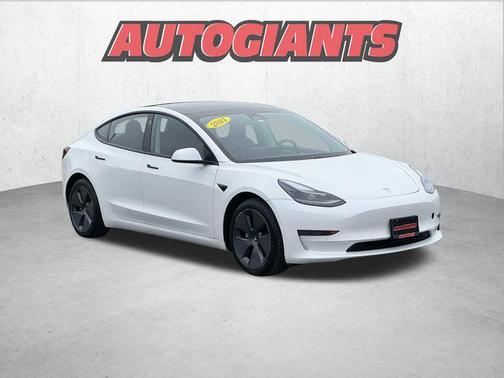 2021 Tesla Model 3 Standard Range Plus