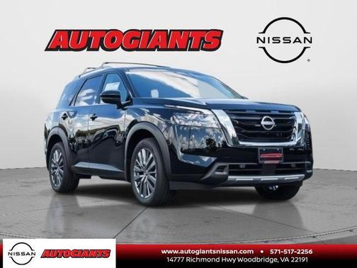 2025 Nissan Pathfinder SL 4WD