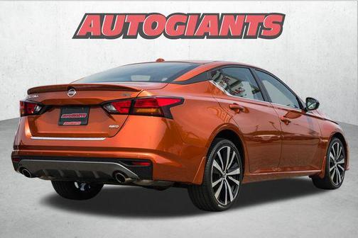2020 Nissan Altima SR Intelligent AWD
