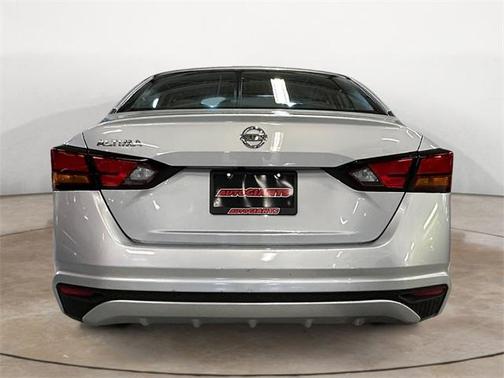 2021 Nissan Altima S FWD