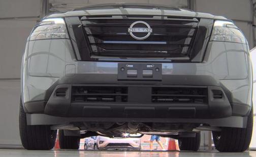 2024 Nissan Pathfinder SV 4WD