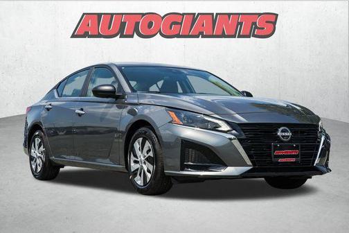 2025 Nissan Altima S FWD