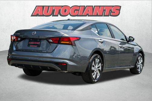 2025 Nissan Altima S FWD