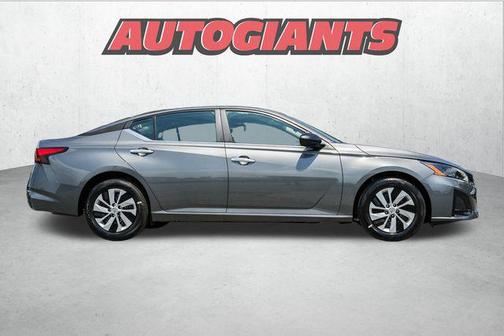 2025 Nissan Altima S FWD