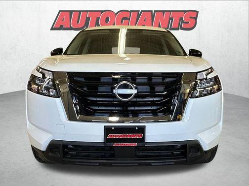 2025 Nissan Pathfinder S 4WD