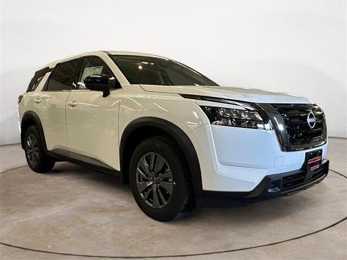 2025 Nissan Pathfinder S 4WD