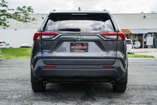 2022 Toyota RAV4 Hybrid LE