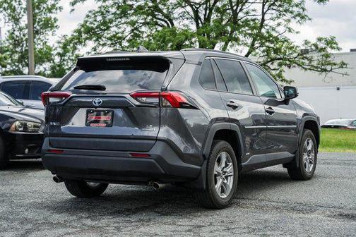 2022 Toyota RAV4 Hybrid LE