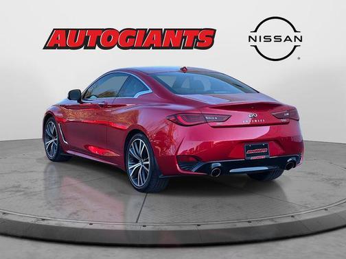 2022 INFINITI Q60 LUXE AWD