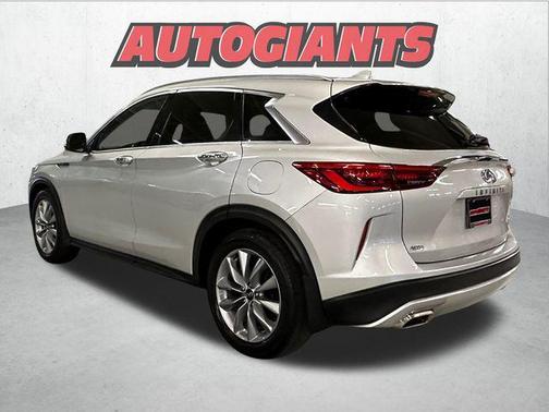 2021 INFINITI QX50 LUXE AWD