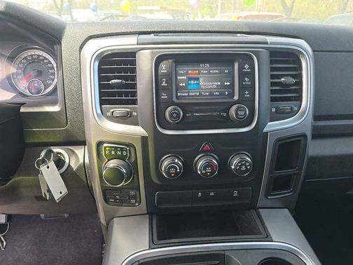 2022 RAM 1500 Classic Warlock Quad Cab 4x4 6'4' Box