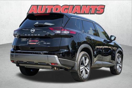 2025 Nissan Rogue SL