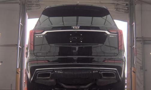 Stellar Black Metallic 2024 Cadillac XT6 Luxury AWD