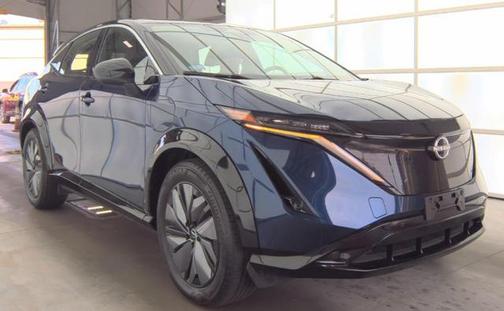Deep Ocean Blue Pearl/Black Diamond Pearl 2023 Nissan ARIYA ENGAGE